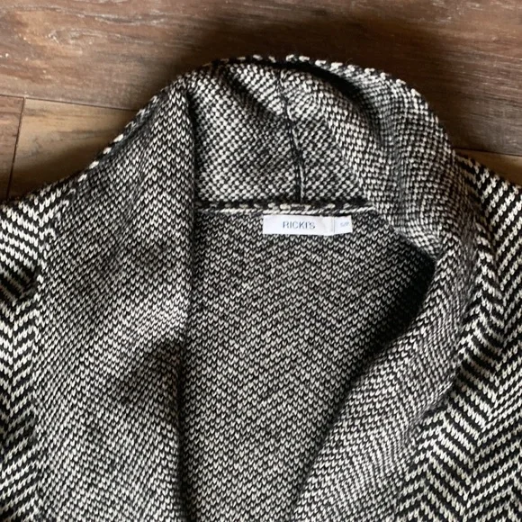*Host Pick* Ricki’s Women’s Cardigan/Jacket - Picture 2 of 6